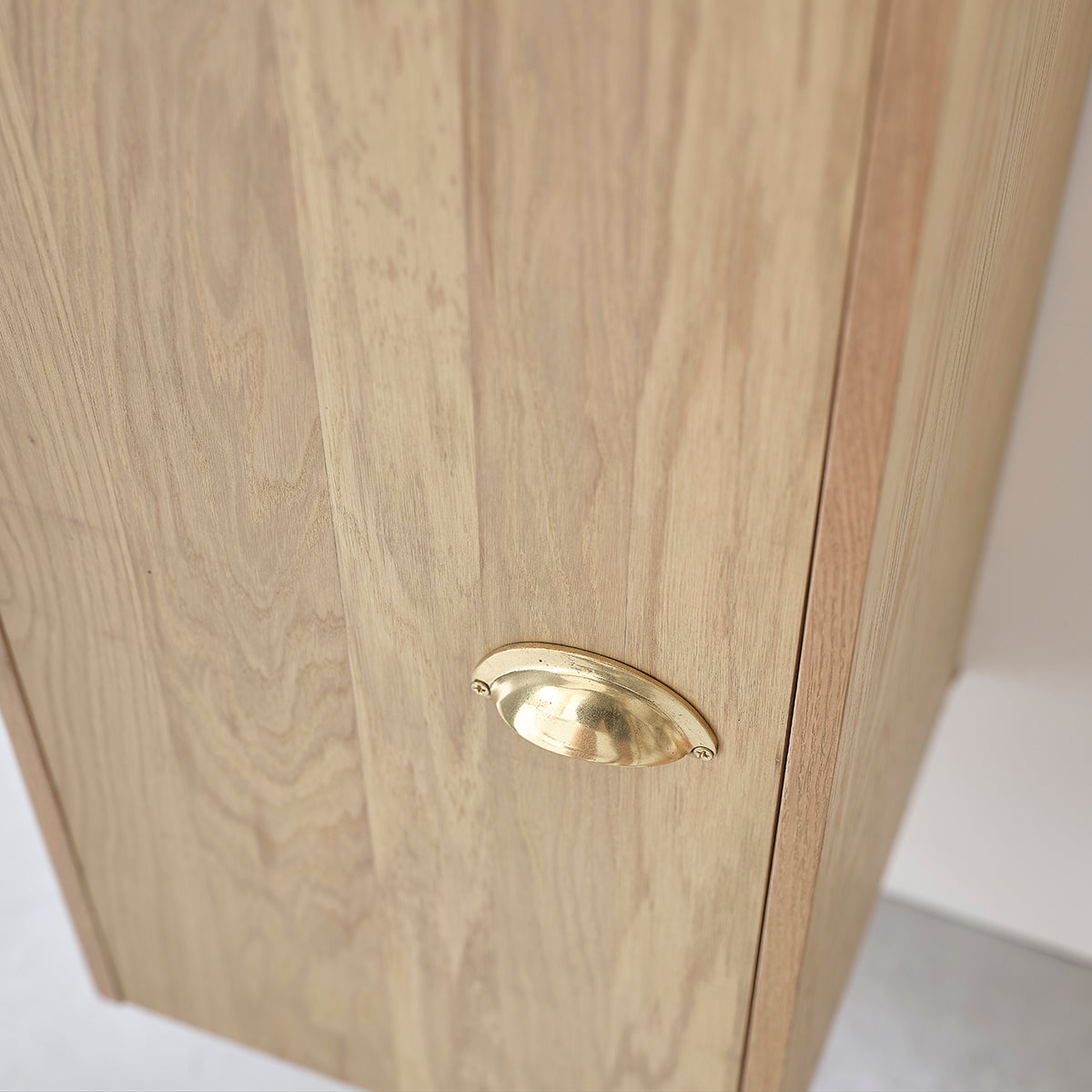 MARGAUX - Badezimmer-Hochschrank aus massiver Eiche 150 cm