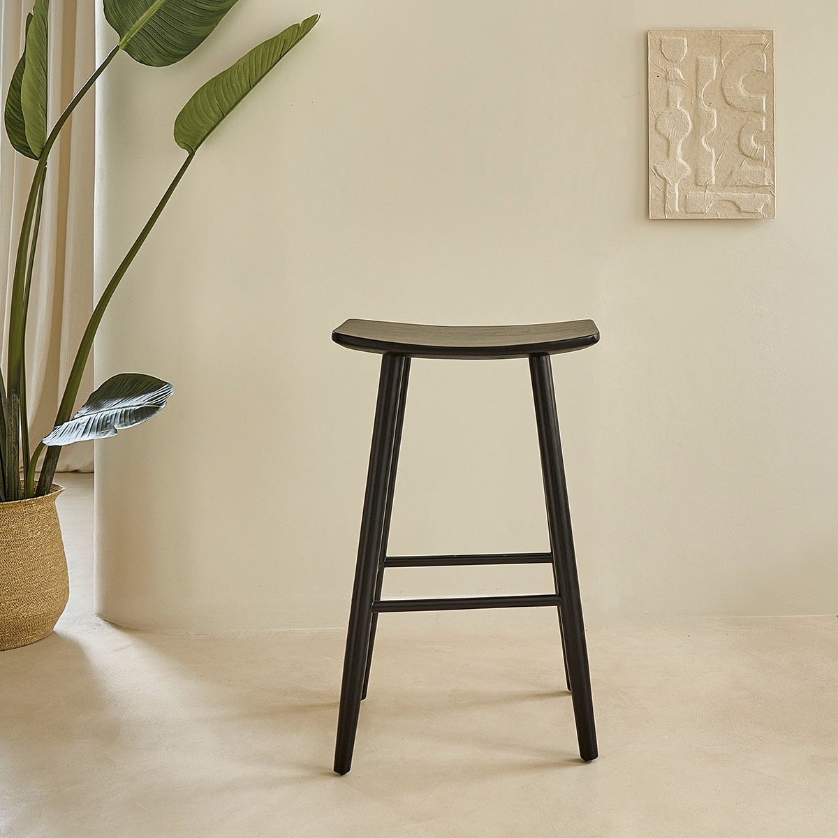 AMBRE - Tabouret en teck massif noir 75 cm