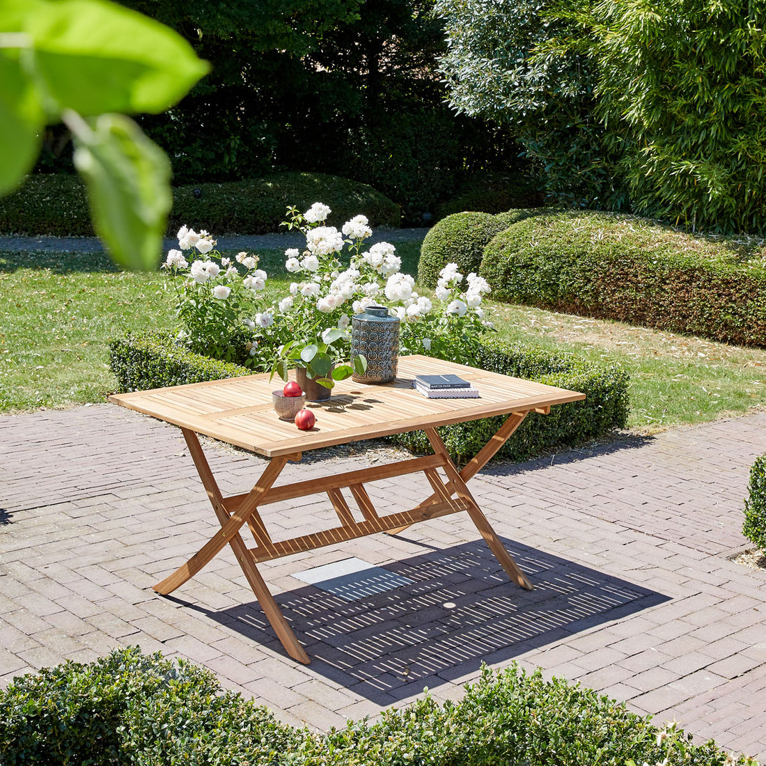 HANOÏ - Gartentisch aus massivem Akazienholz  für 6 Sitze