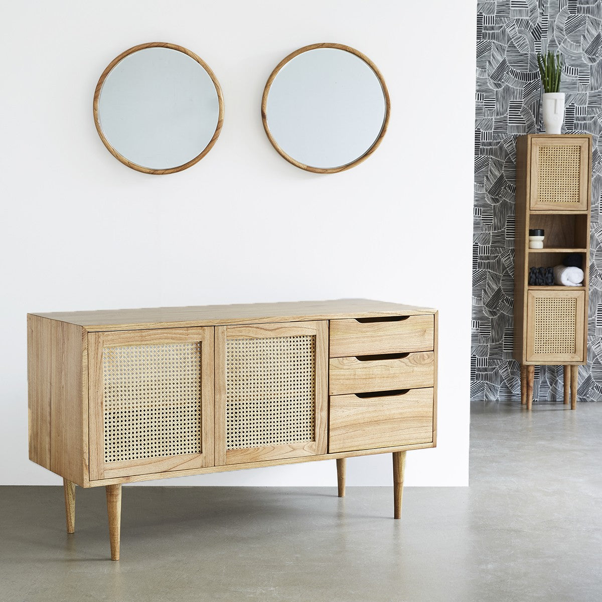 HANA - Meuble sous vasque en mindi massif et cannage 135 cm