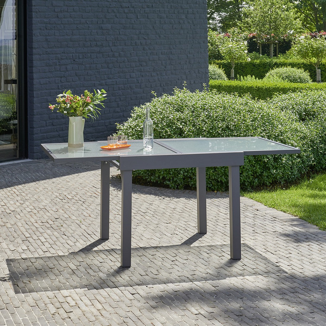 MODULO - Ausziehbarer Gartentisch aus grauem Aluminium 4/8-Sitzer 
