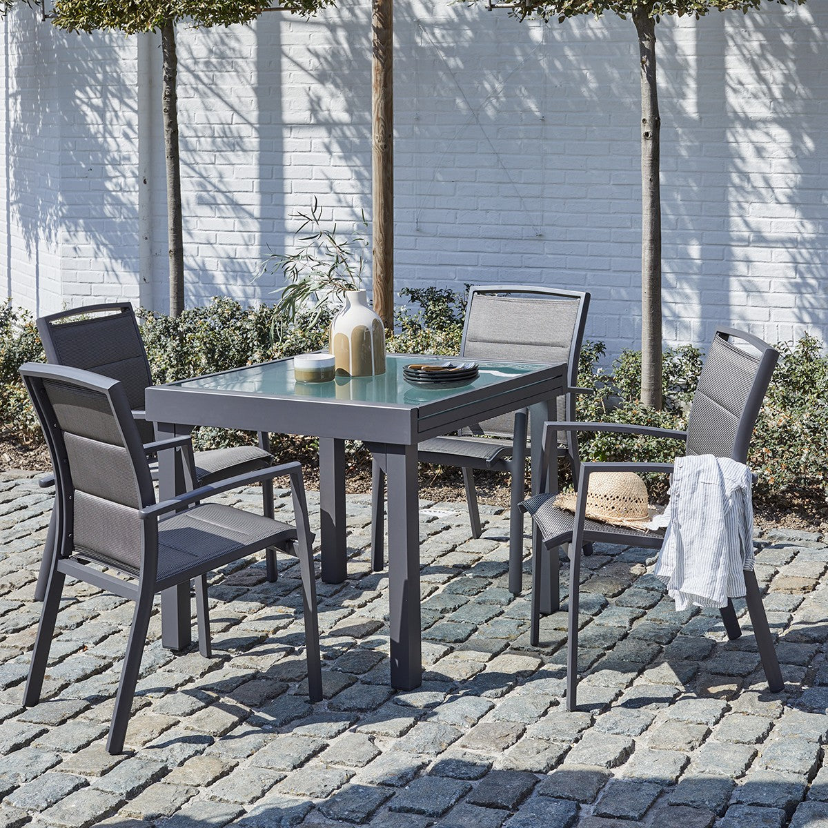 5013A-salon_de_jardin_en_aluminium_gris_extensible_4_8_pers-03.jpg