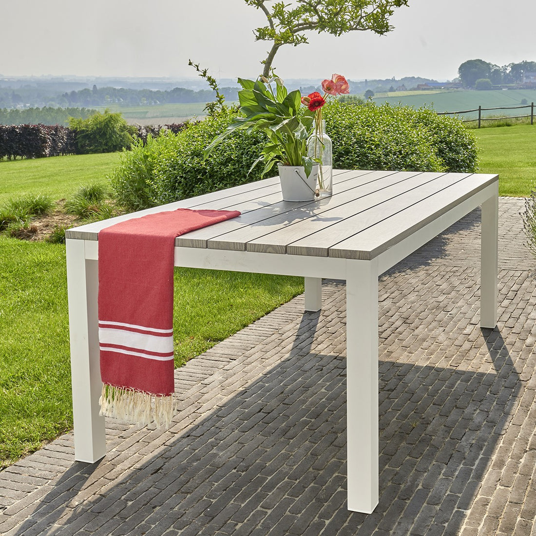 TAMPA - Gartentisch aus weißem und grauem Aluminium mit 8 Sitzplätzen 