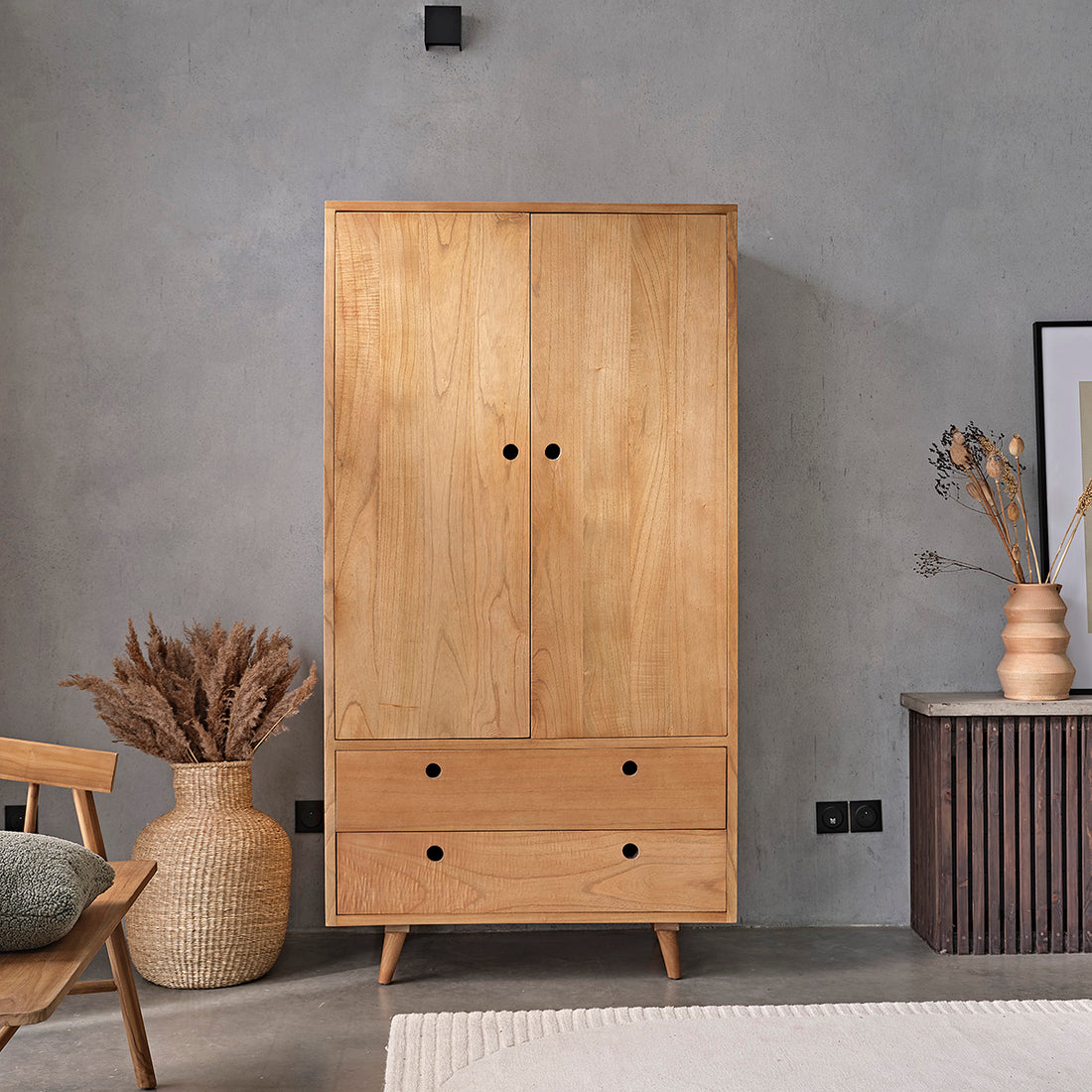 ESMEE - Massiver Mindi-Schrank 190