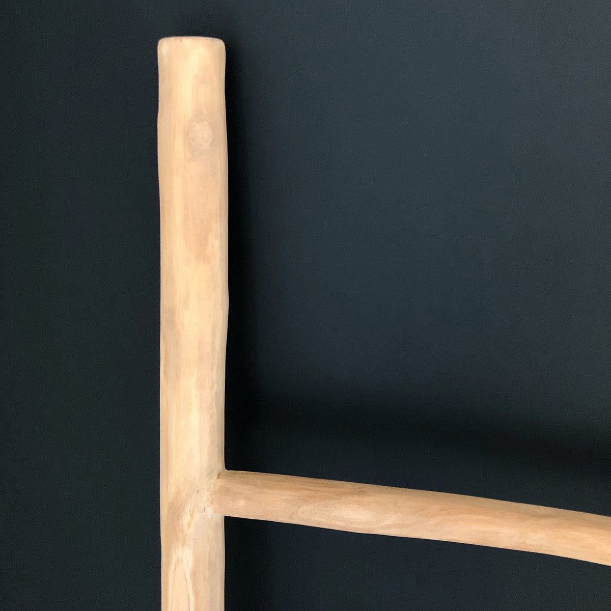 CLARA - Handtuchhalter-Leiter aus Teakholz 150 cm