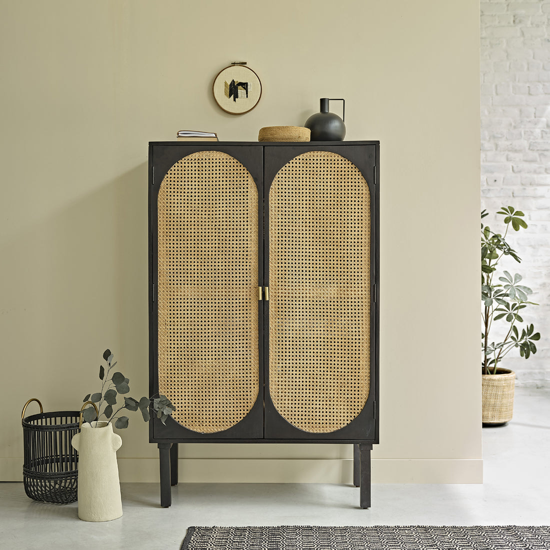 ZULMA - Schrank aus massivem Mangoholz und Rohrgeflecht 90 cm 