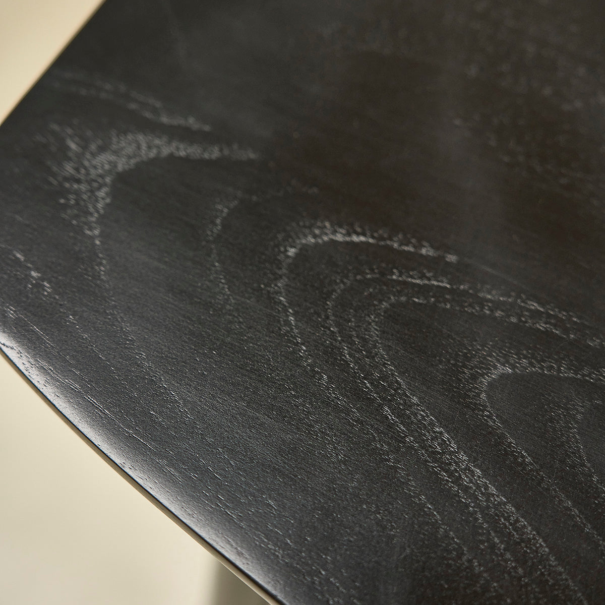 AMBRE - Hocker aus massivem Teakholz schwarz 65 cm