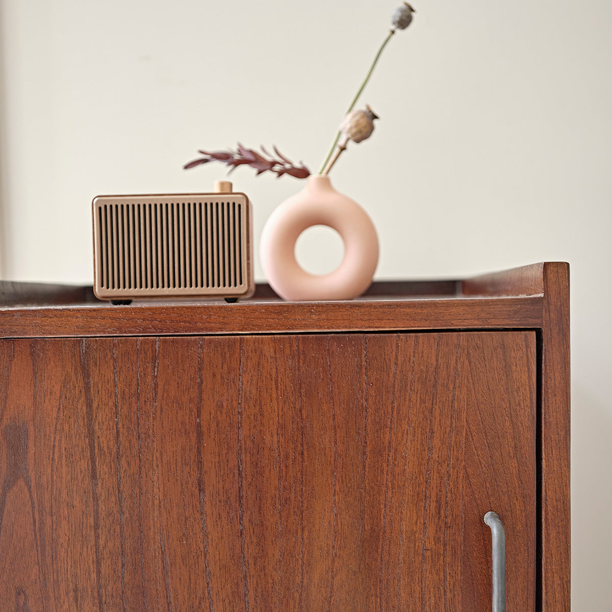 VINTAGE - Table de chevet en mindi massif finition noyer 40 cm