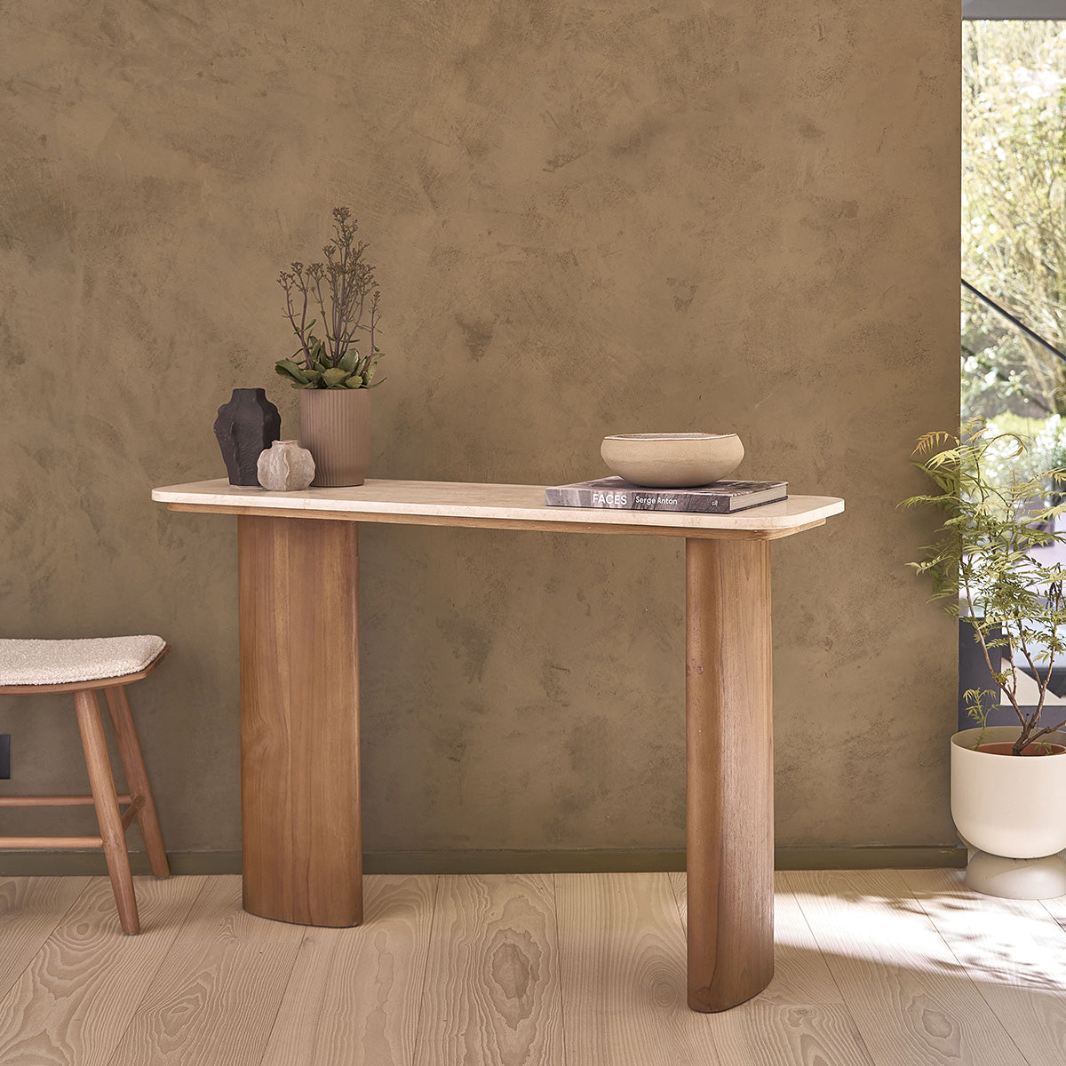 CALMA - Konsole aus massivem Teakholz und Marmor 120 cm