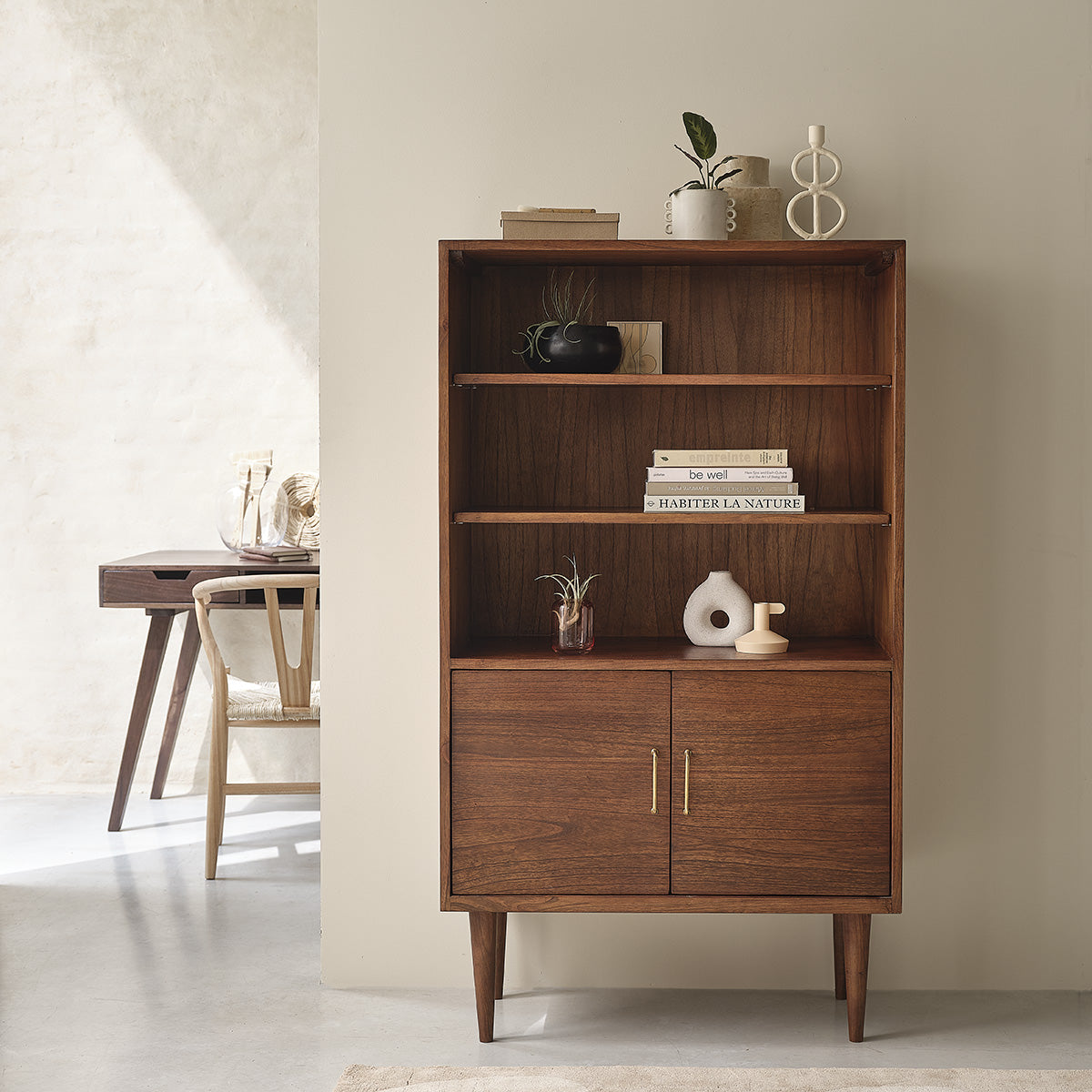 VINTAGE - Bücherregal aus massivem Mindi in Walnuss-Finish 85 cm