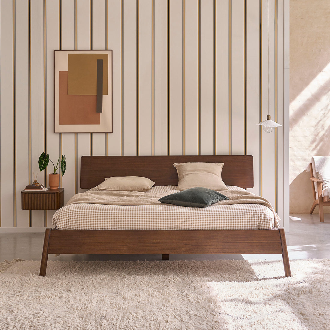 VINTAGE - Holzbett aus Mindi-Holz mit Walnuss-Finish, 180 cm