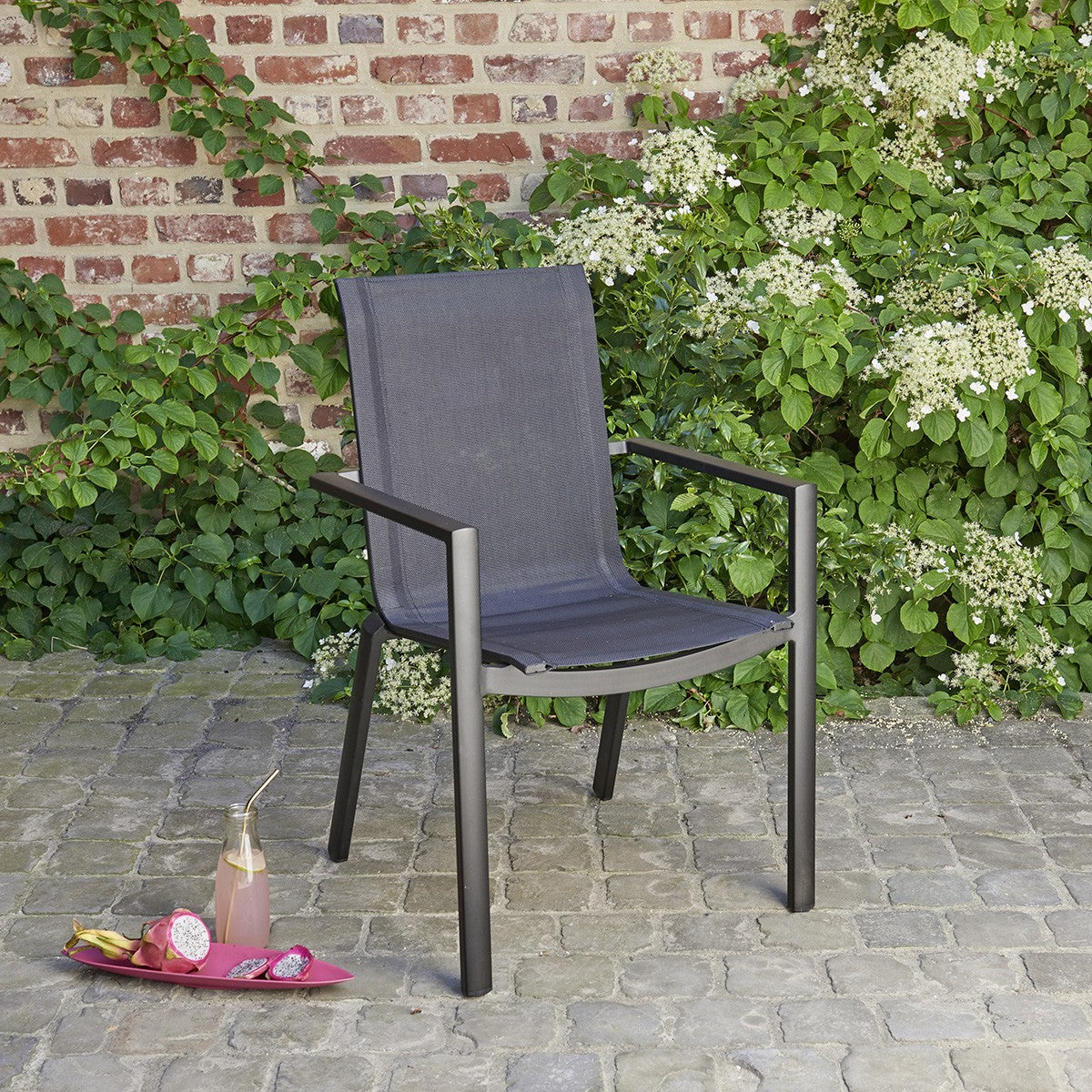 HPL STAR - Gartenmöbel aus schwarzem Aluminium und grauem Textilene 6/10 pers.