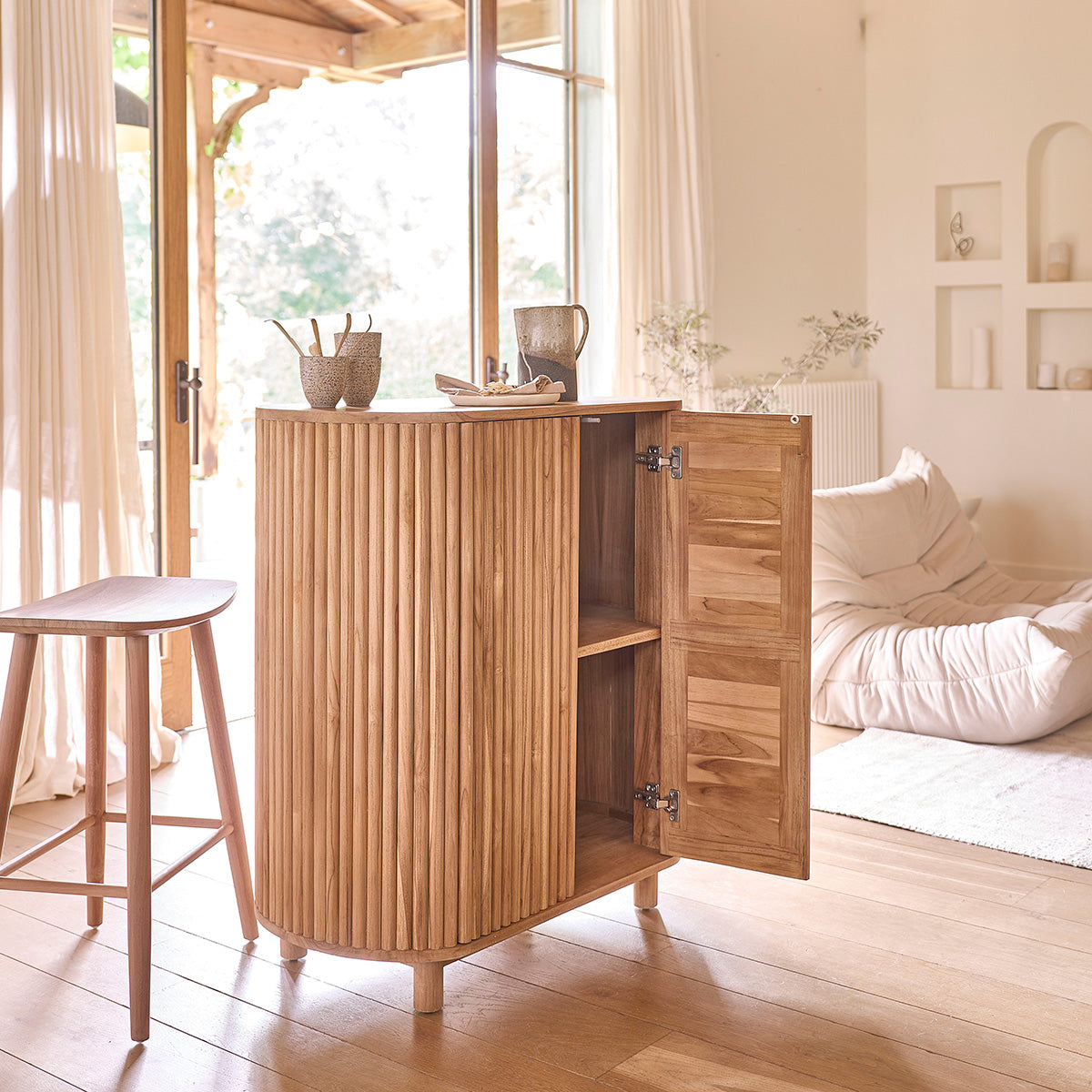 COLINE - Barschrank aus massivem Teakholz 90 cm