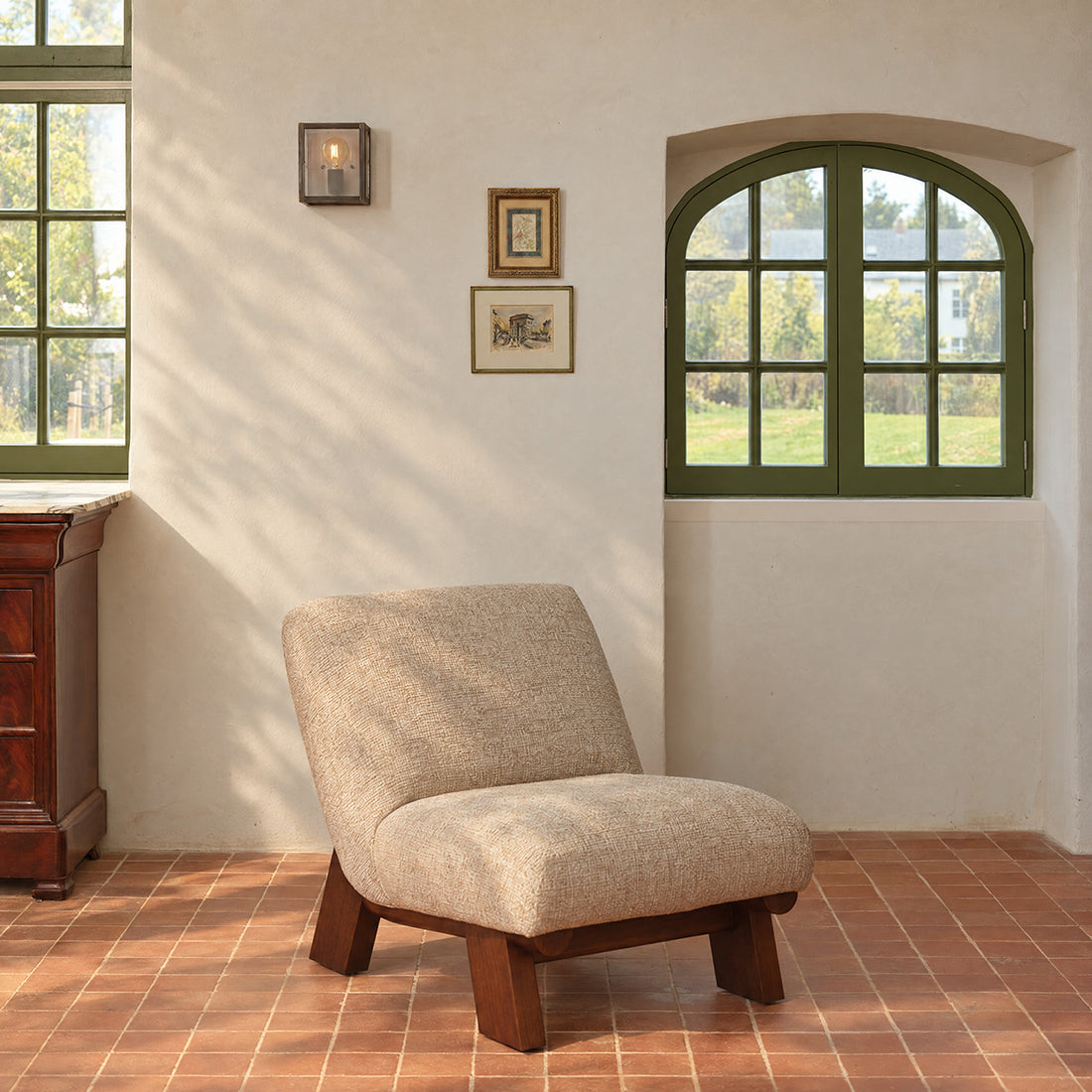 ANOUK - Sessel aus massivem Mindi-Holz und beige meliertem Stoff