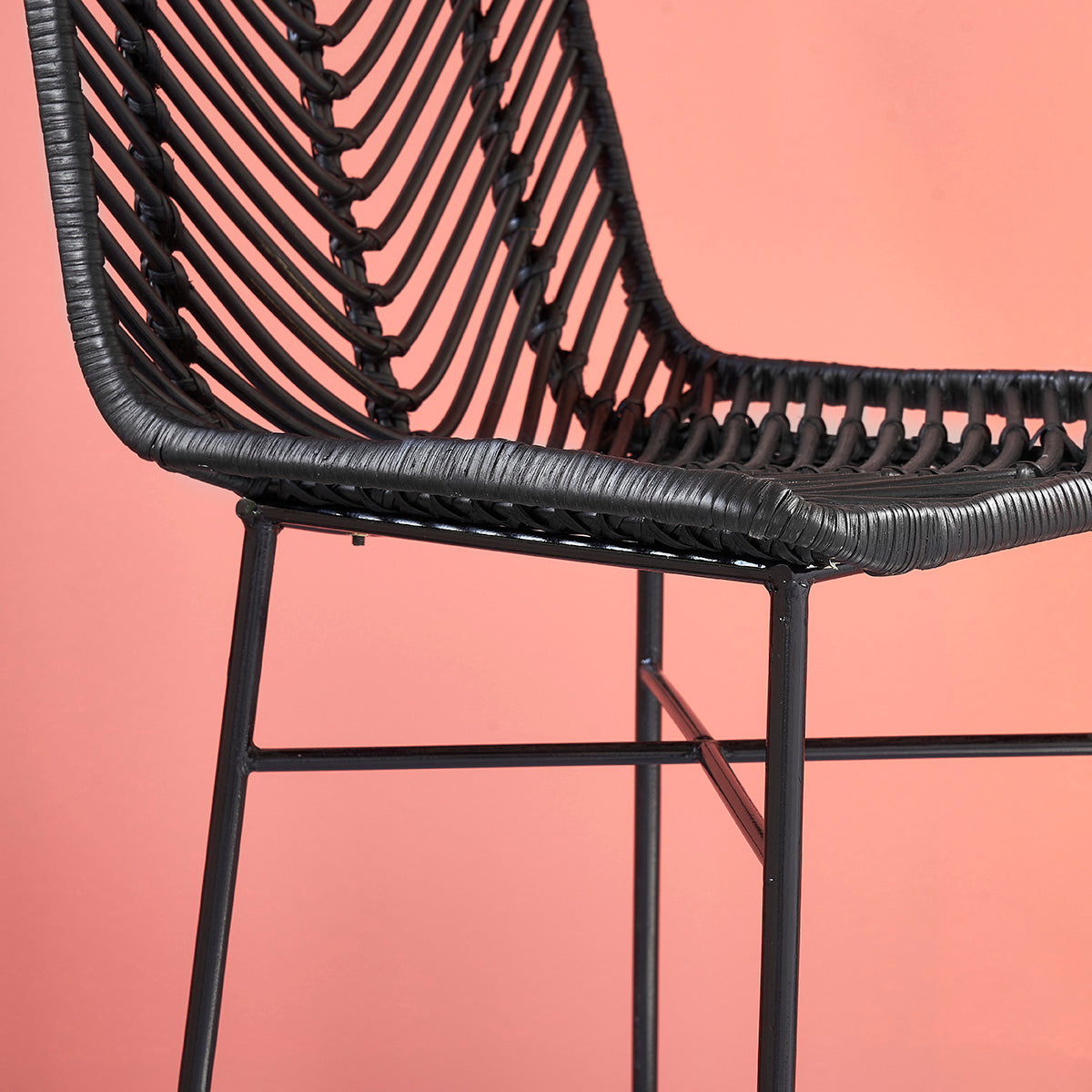 BOHEMA - Tabouret de bar en rotin et métal noir