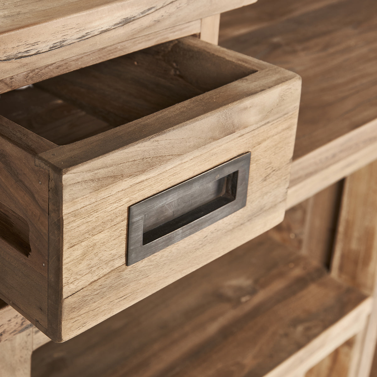 CARGO - Bar aus massivem recyceltem Teakholz 120