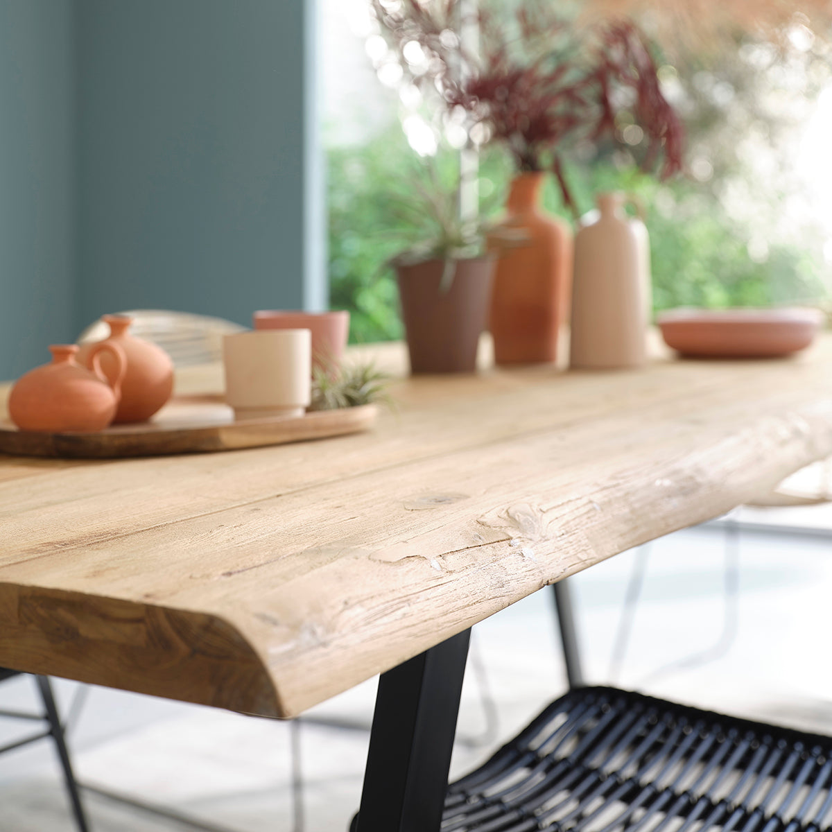 JUNE - Tisch aus massivem recyceltem Teakholz und Metall 10 pers.
