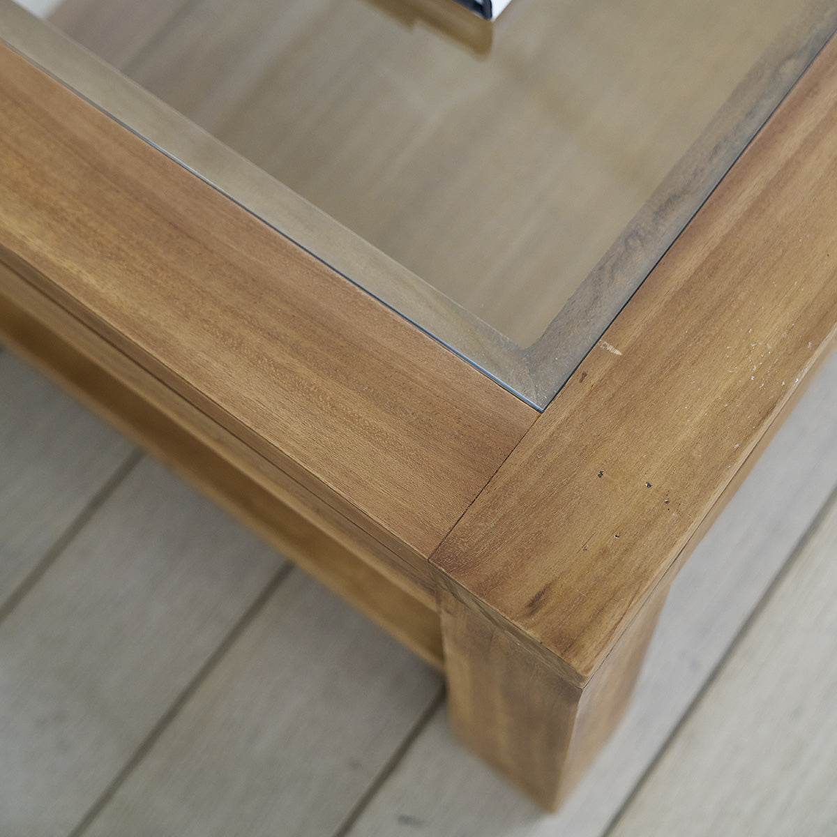 BOSTON - Couchtisch aus massivem Teakholz 120 cm