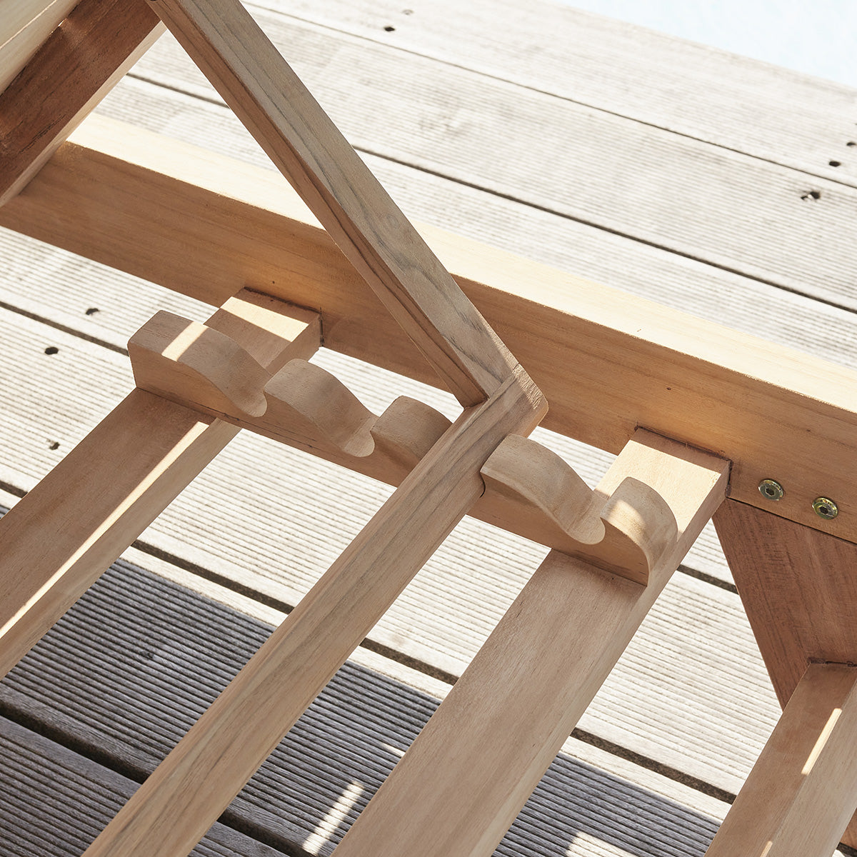 JAYA - Ensemble bain de soleil et table basse en teck massif