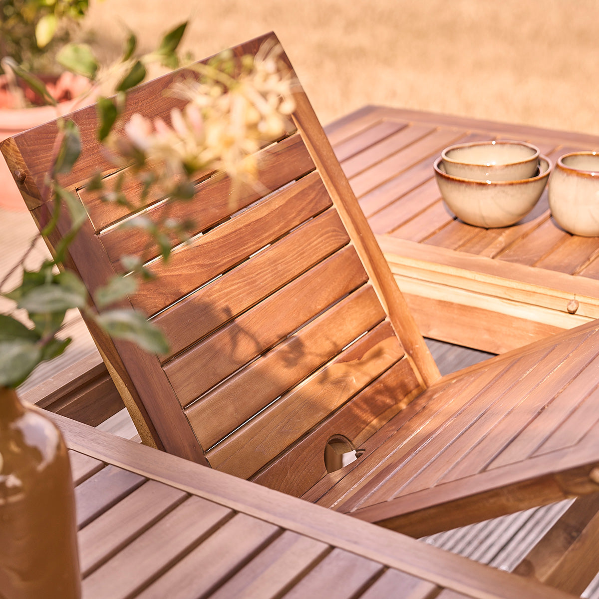 BALI - Ausziehbarer Gartentisch aus geöltem Teakholz 6/8 pers.