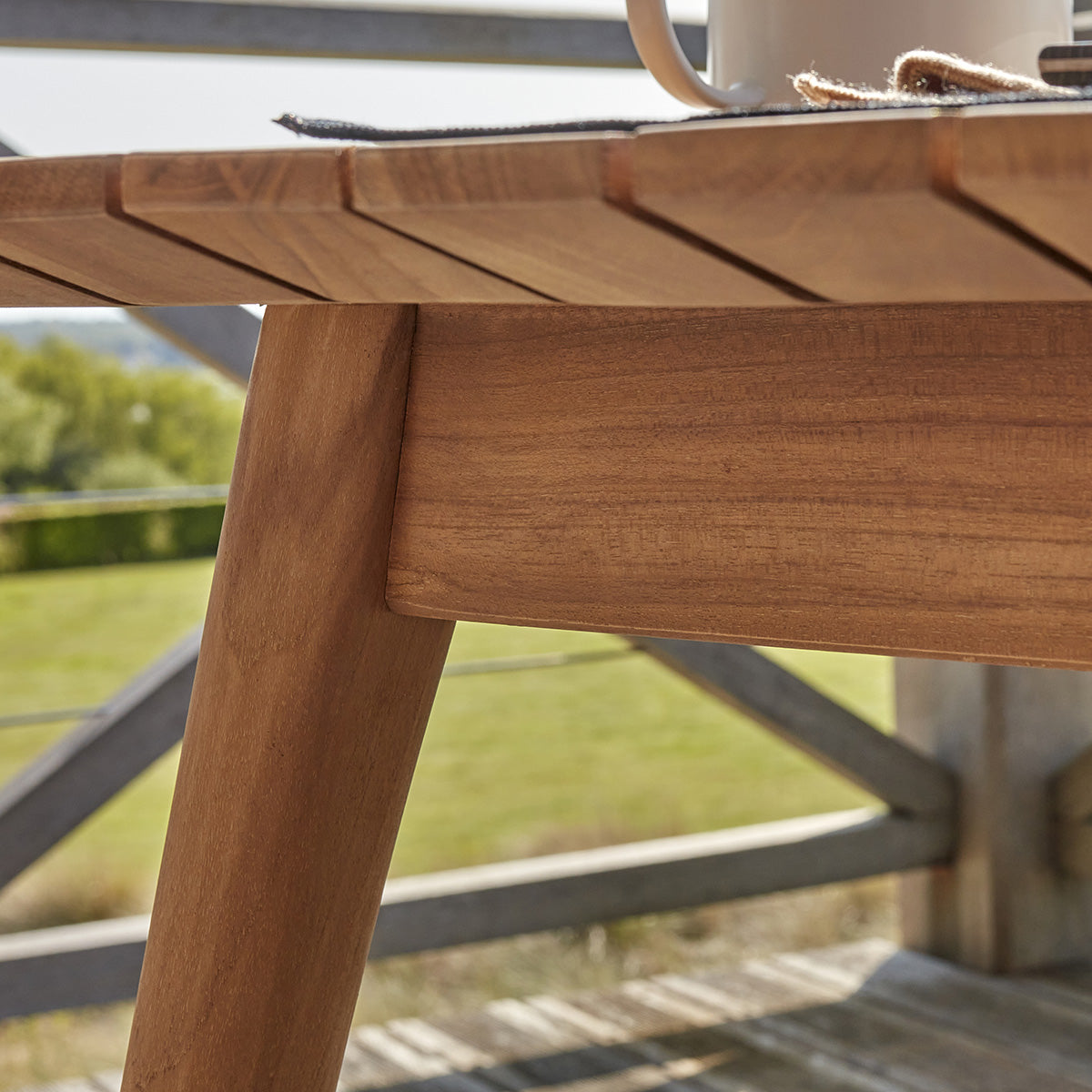 APRIL - Table de jardin en teck massif 4/6 pers.