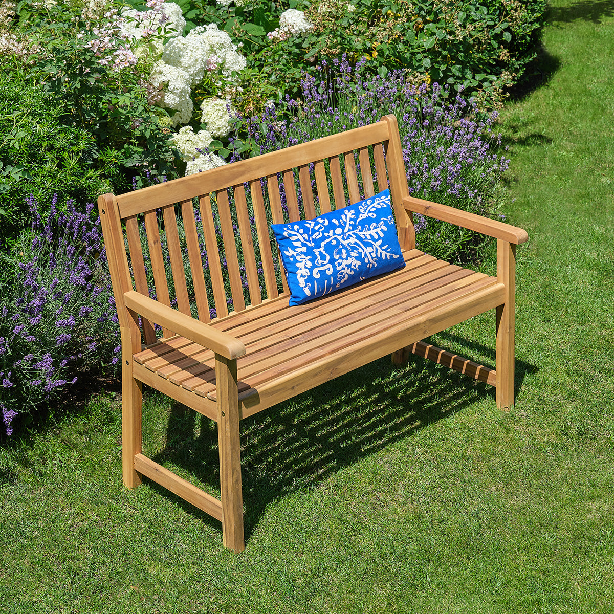 MILOS - Gartenbank aus massivem, geöltem Akazienholz, 120 cm