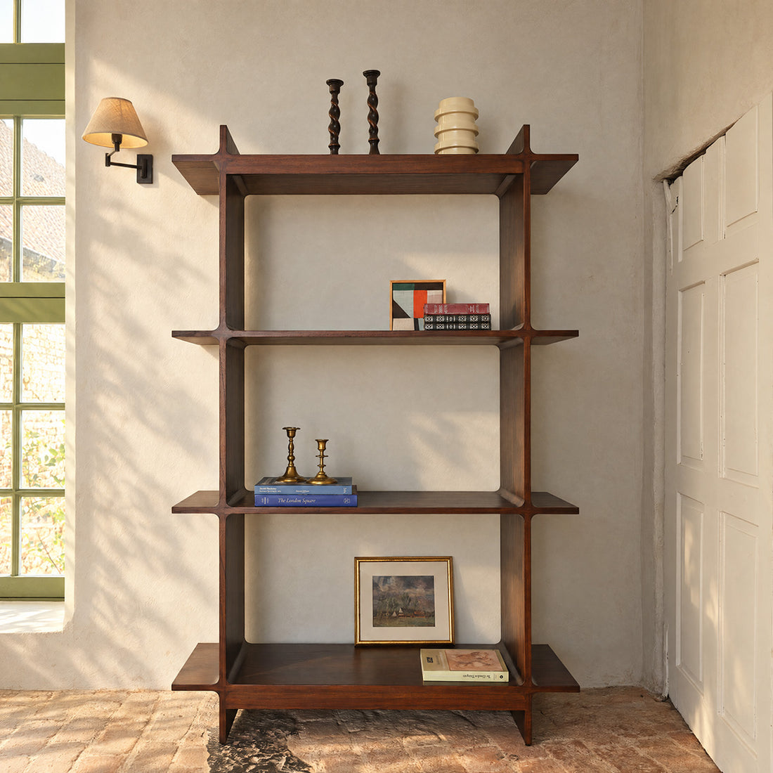NOAM - Regal aus braunem Mindi-Holz, H 175 cm