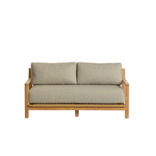 Gartensofa aus massivem Teakholz mit grau melierten Kissen, 2-Sitzer