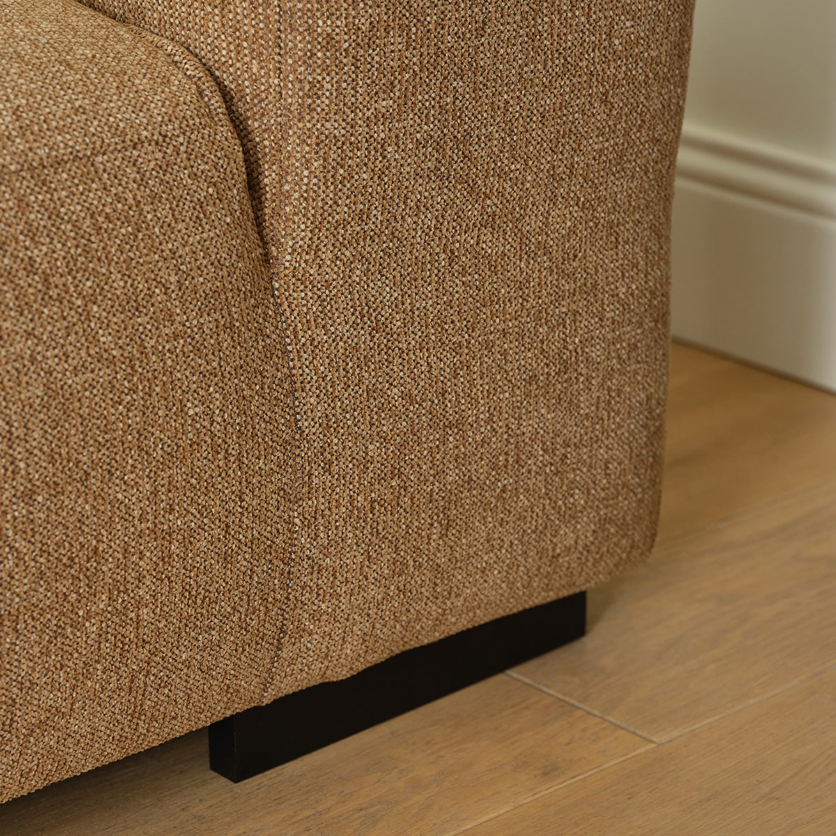 ALPHONSE - Gerades 4-Sitzer-Sofa aus hellbraun meliertem Strukturstoff