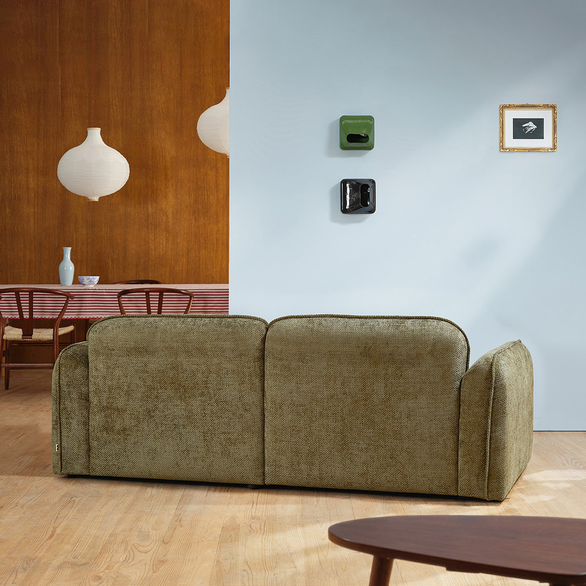 HECTOR - Gerades 3-Sitzer-Sofa aus khakifarbenem geflochtenem Samt