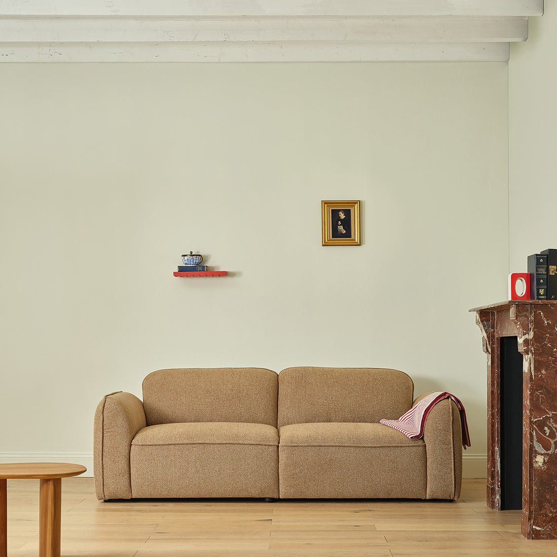 HECTOR - Gerades 3-Sitzer-Sofa aus hellbraun meliertem Strukturstoff