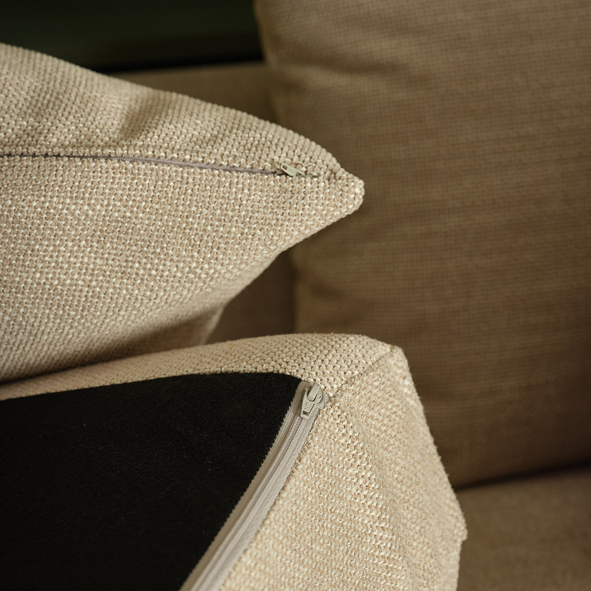EDMOND - Gerades 3-Sitzer-Sofa aus meliertem, beigem Strukturstoff