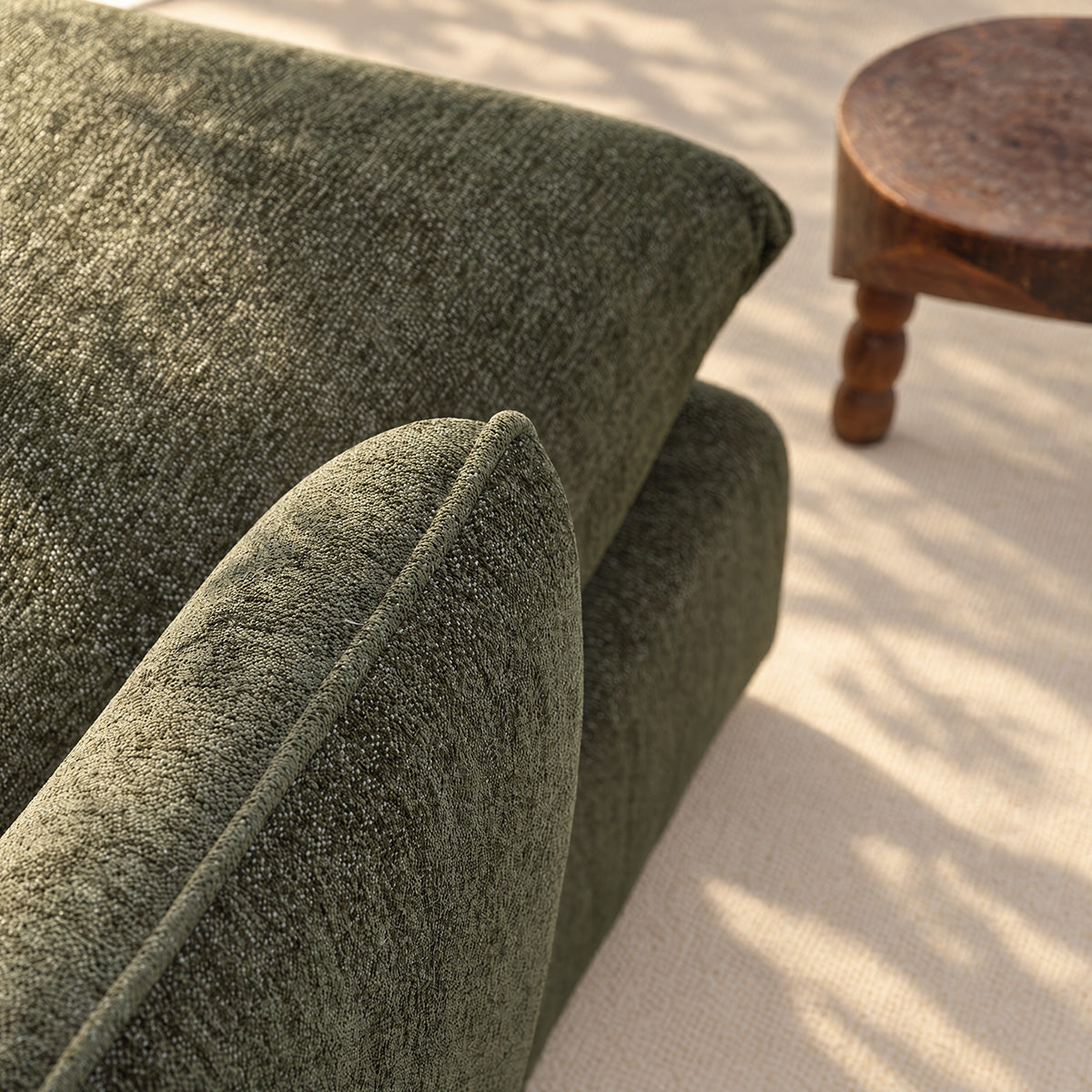 LEOPOLD - Modulares Chaiselongue (links) aus grün meliertem Chenille-Stoff