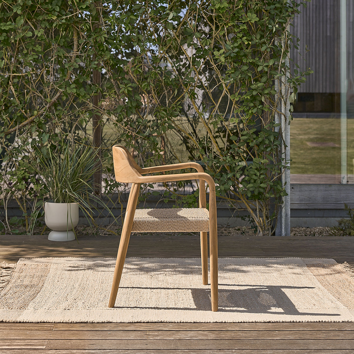 ALIZÉ - Gartenstuhl aus massivem Teakholz und Tauwerk