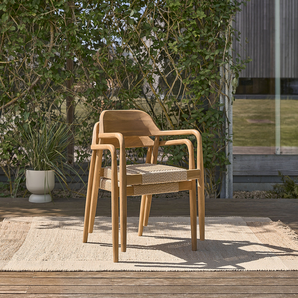 ALIZÉ - Gartenstuhl aus massivem Teakholz und Tauwerk