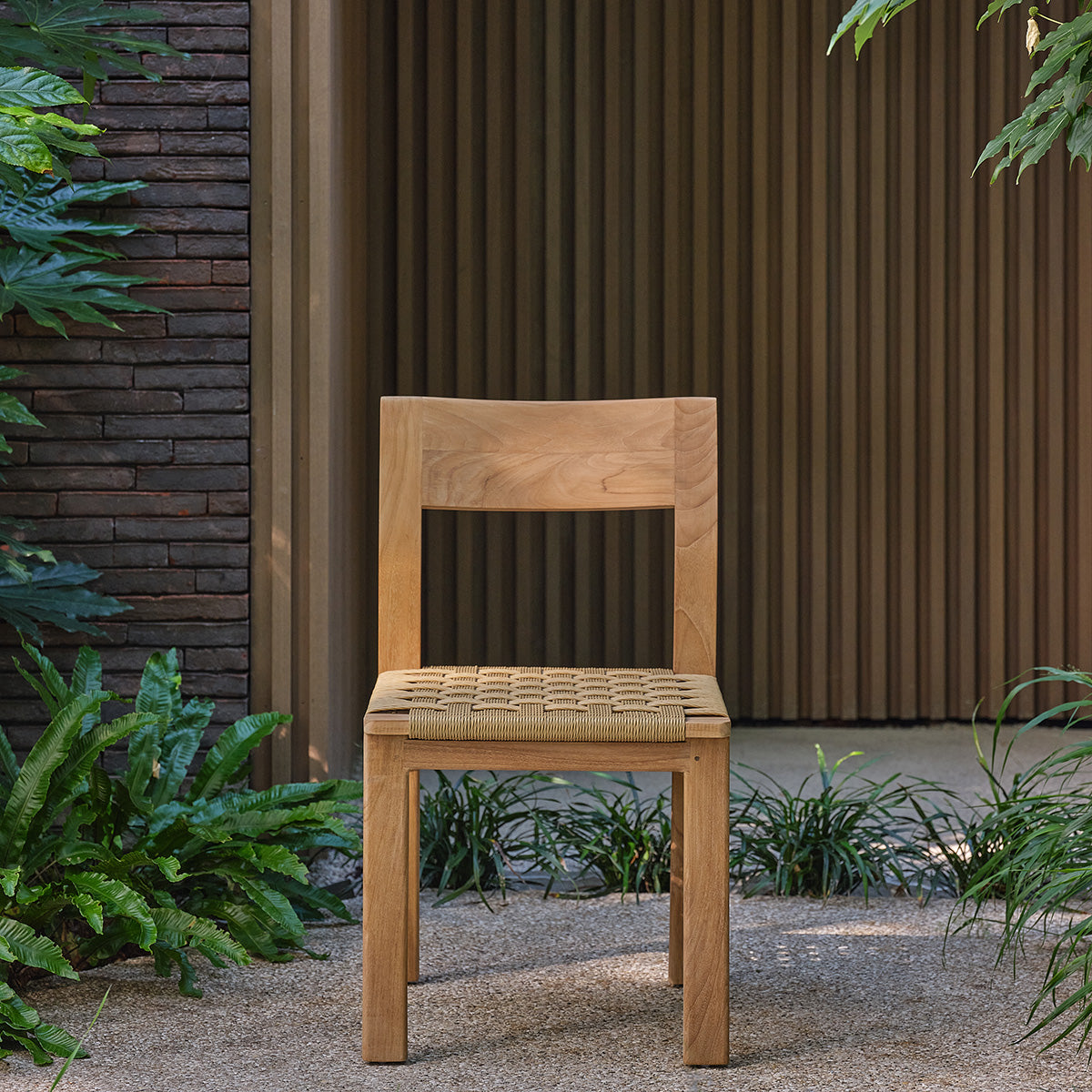PIANA - Gartenstuhl aus massivem Teakholz und Rattan