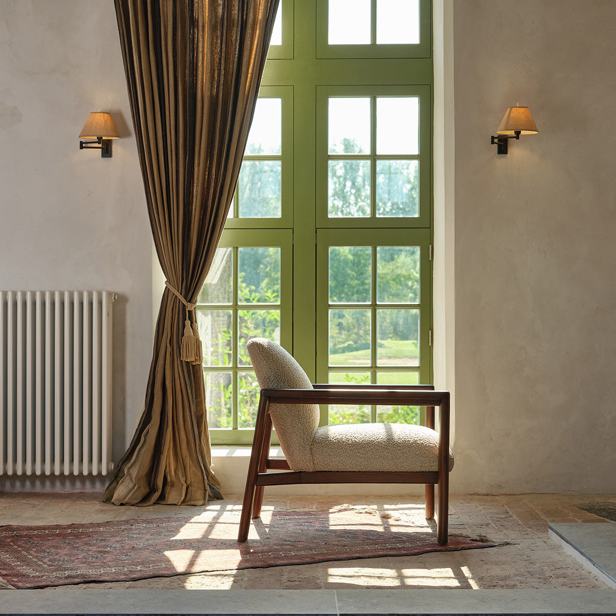 FAU0018-fauteuil_en_mindi_massif_et_tissu_bouclette_taupe_chine-03.jpg