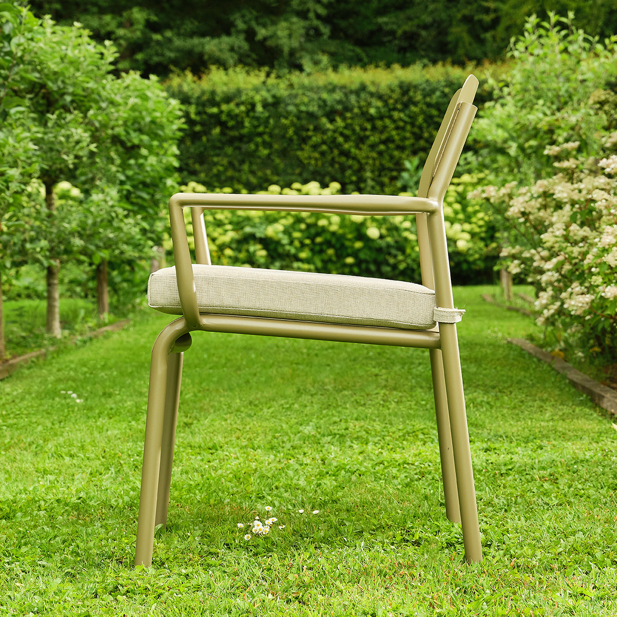 SARO - Gartenstuhl aus Aluminium und beige meliertem Stoff (2er-Set)