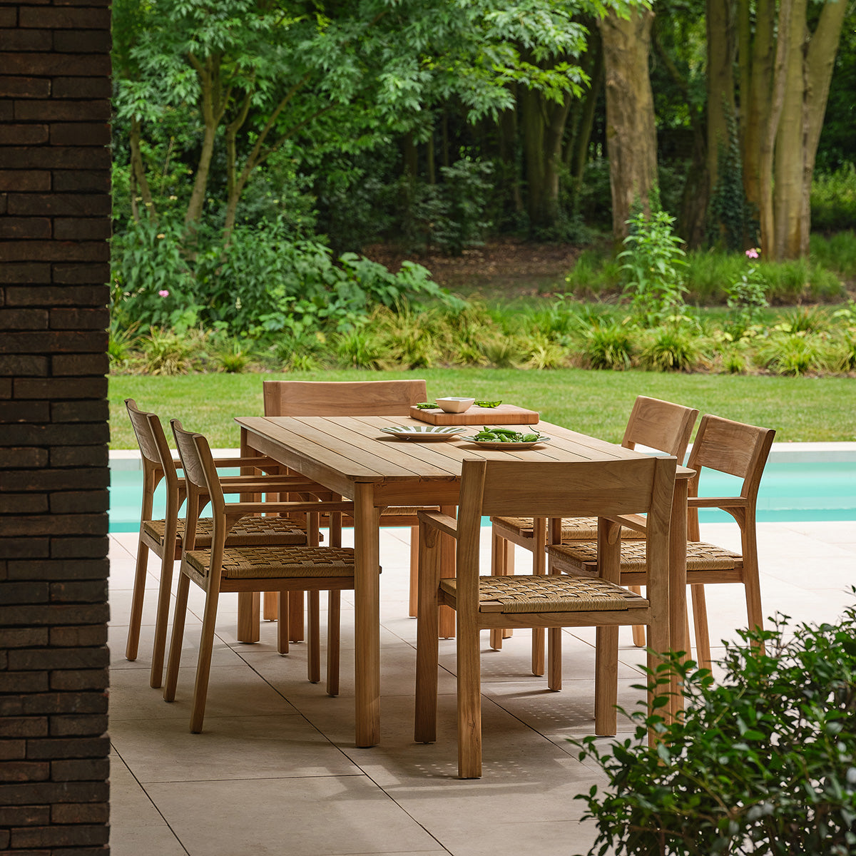 PIANA - Gartensessel aus massivem Teakholz und Rattan (2er-Set)