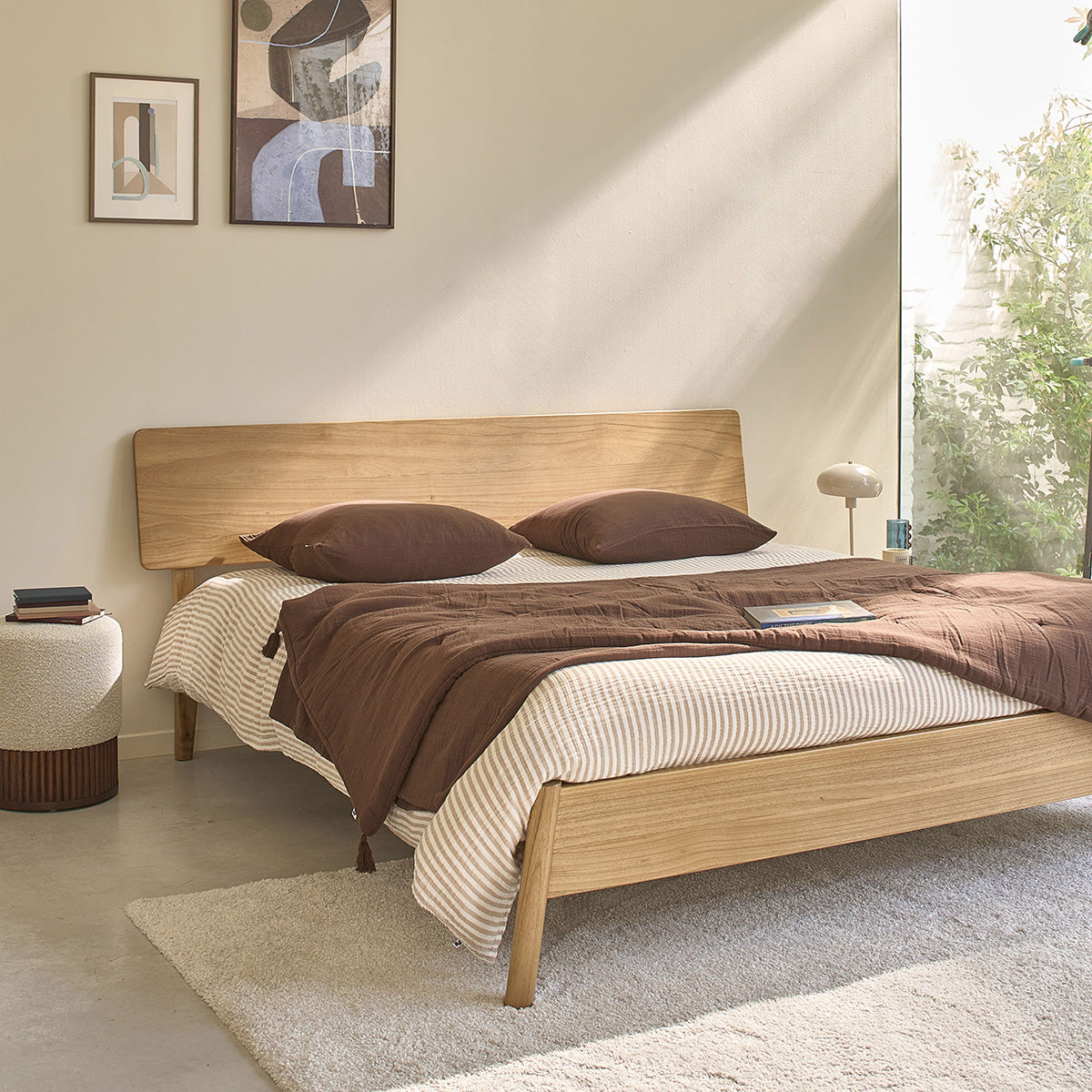 MAIA - Bett aus Mindi-Holz, 180 cm, mit Lattenrost