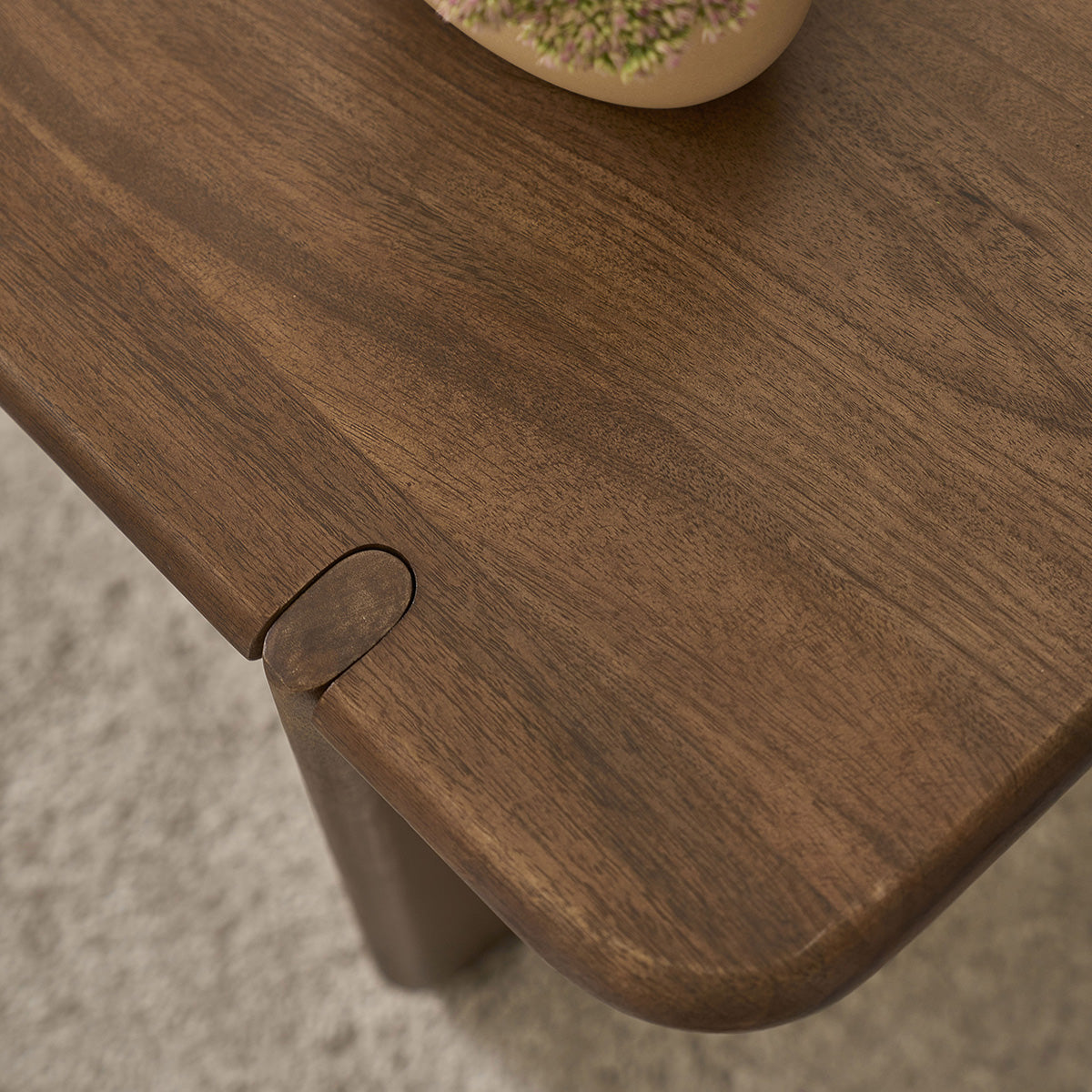 SOFIA - Couchtisch aus massivem Mangoholz, 120 cm
