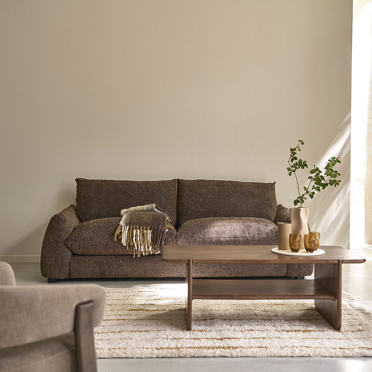 SOFIA - Couchtisch aus massivem Mangoholz, 120 cm