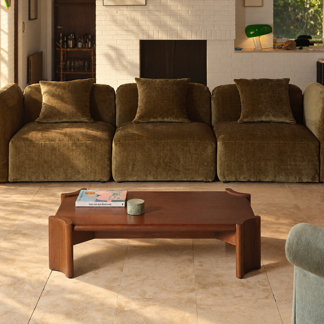ALVAR - Couchtisch aus Mindi, 120 cm