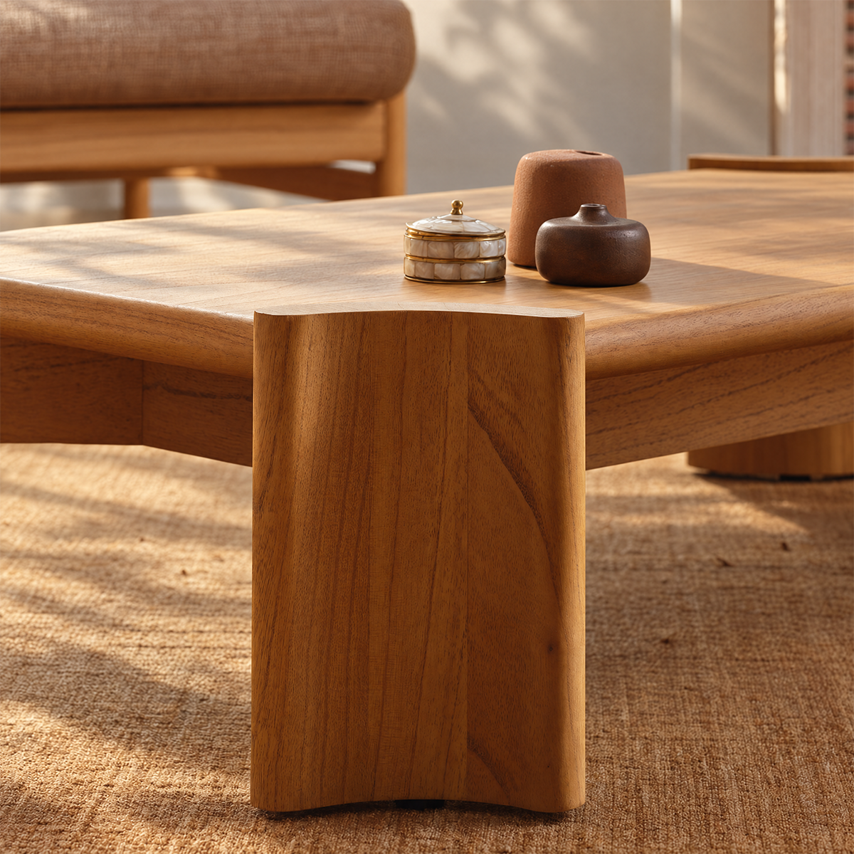 ALVAR - Couchtisch aus naturbelassenem Mindi-Holz, 120 cm