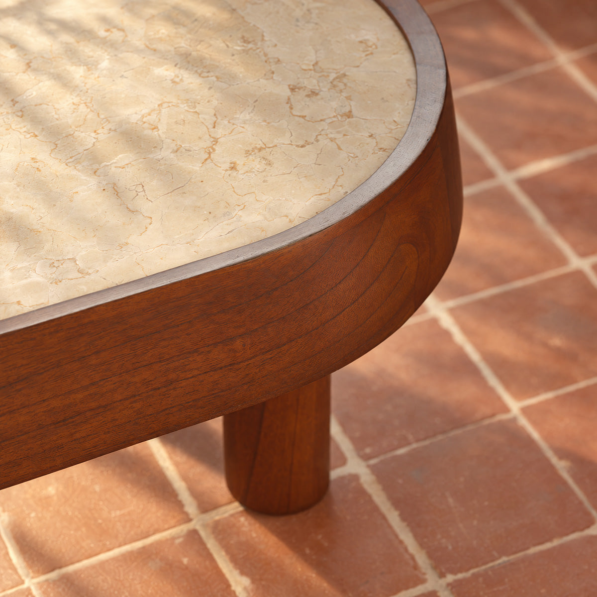 TBB0014-table_basse_mindi_massif_et_marbre-05.jpg
