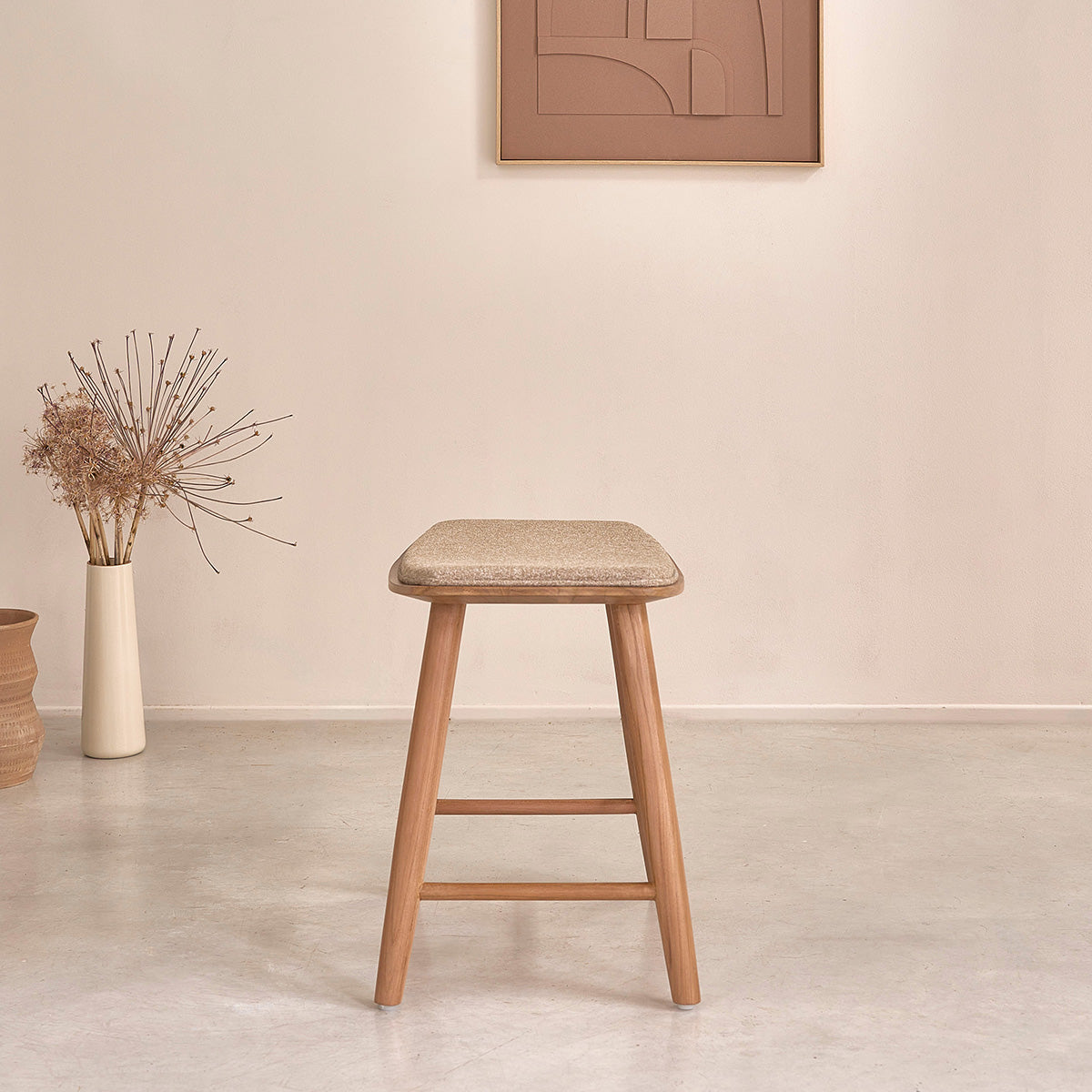 AMBRE - Barhocker aus massivem Teakholz und Greige-Samt 45 cm (Kombination aus Grau und Beige)