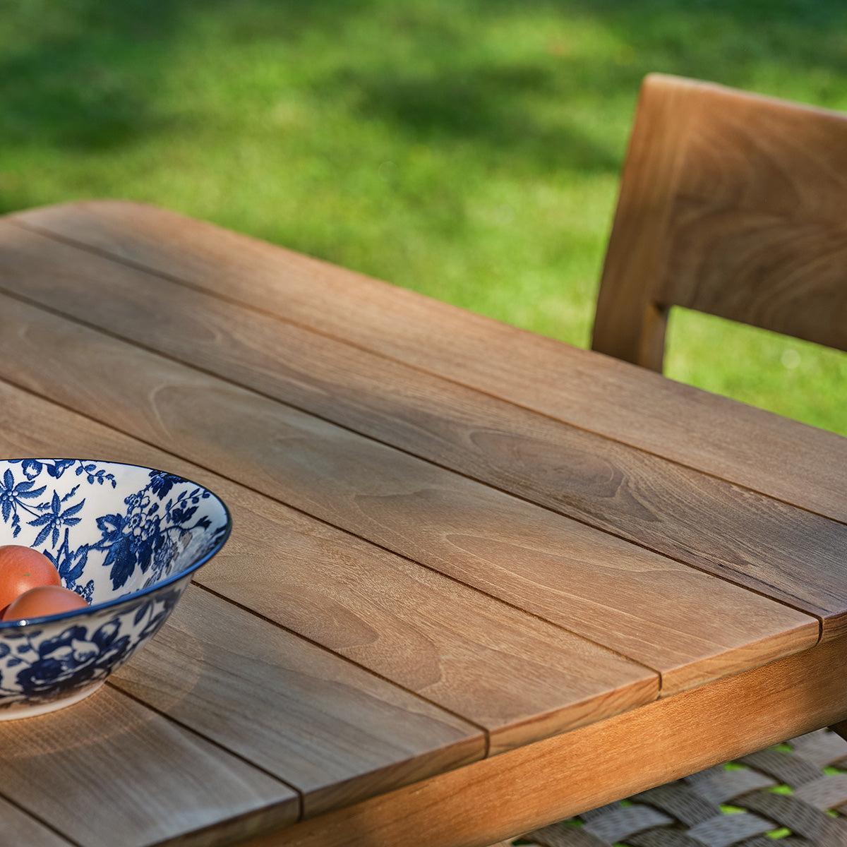 PIANA - Gartentisch aus massivem Teakholz für 4 Personen