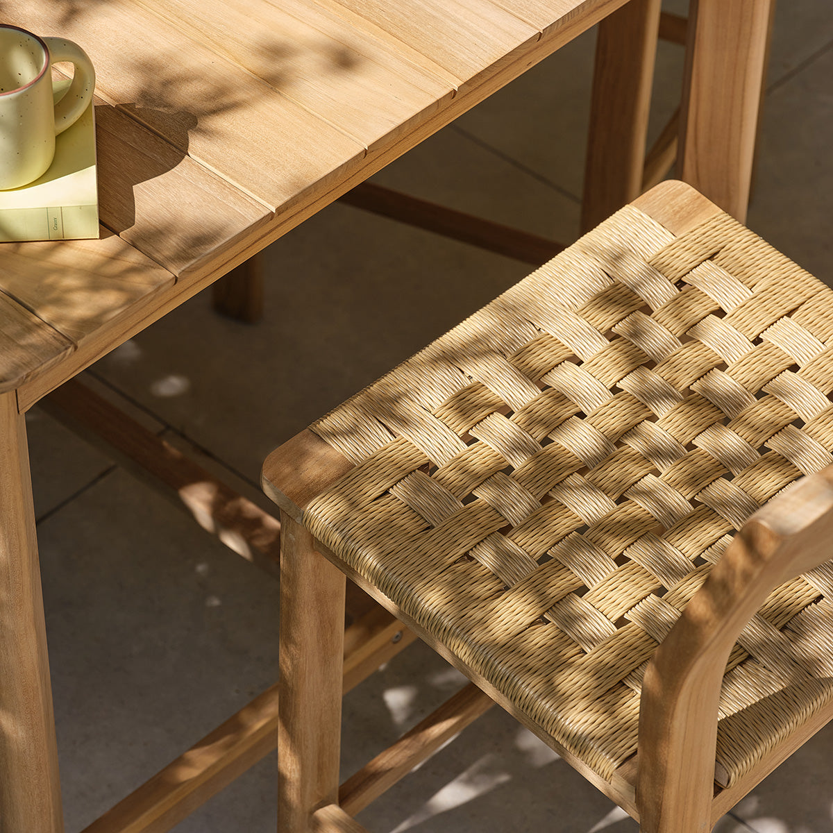PIANA - Hoher Gartentisch aus massivem Teakholz für 4 Personen