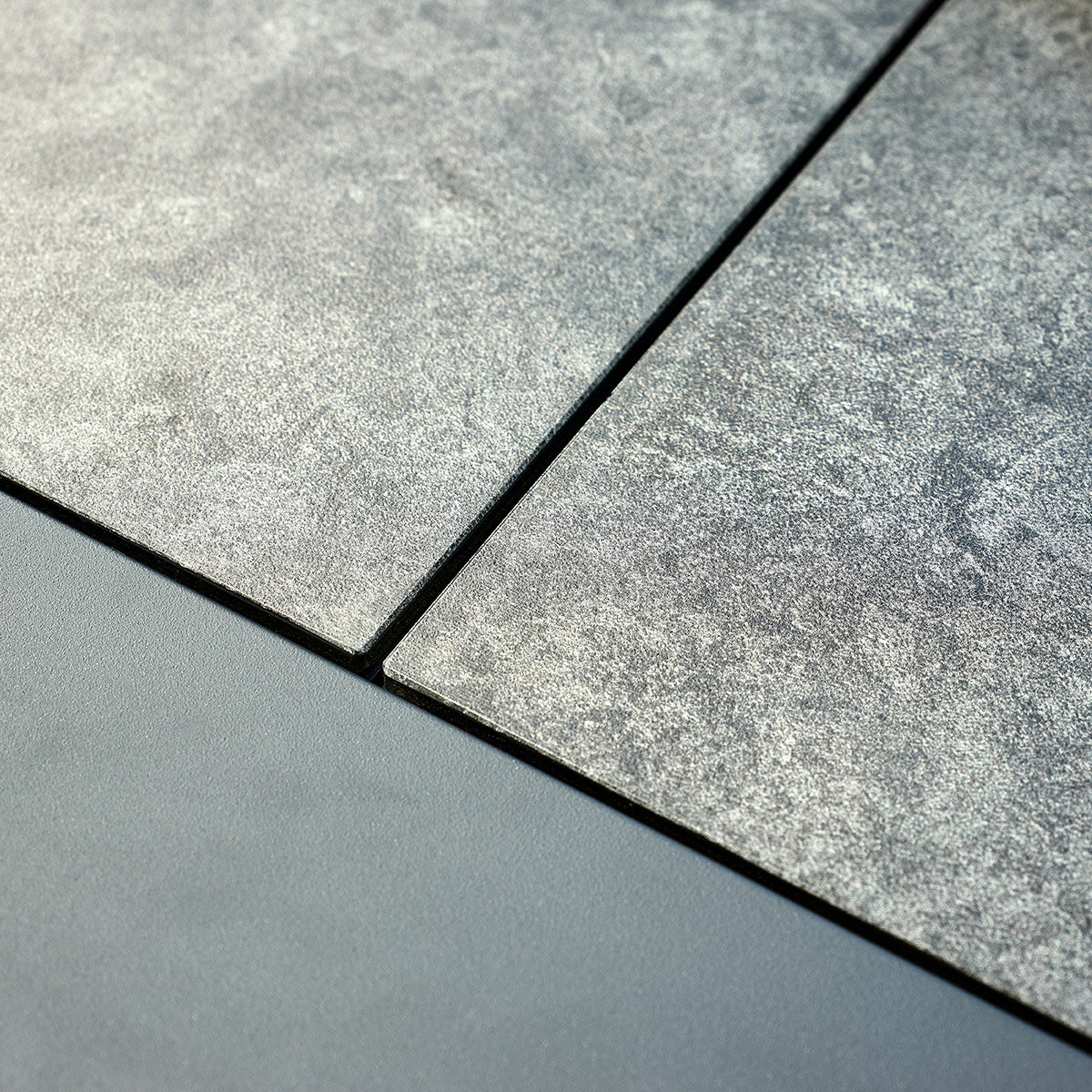 BASALT - Ausziehbarer Gartentisch aus Aluminium und Glas, grau, für 6–10 Personen
