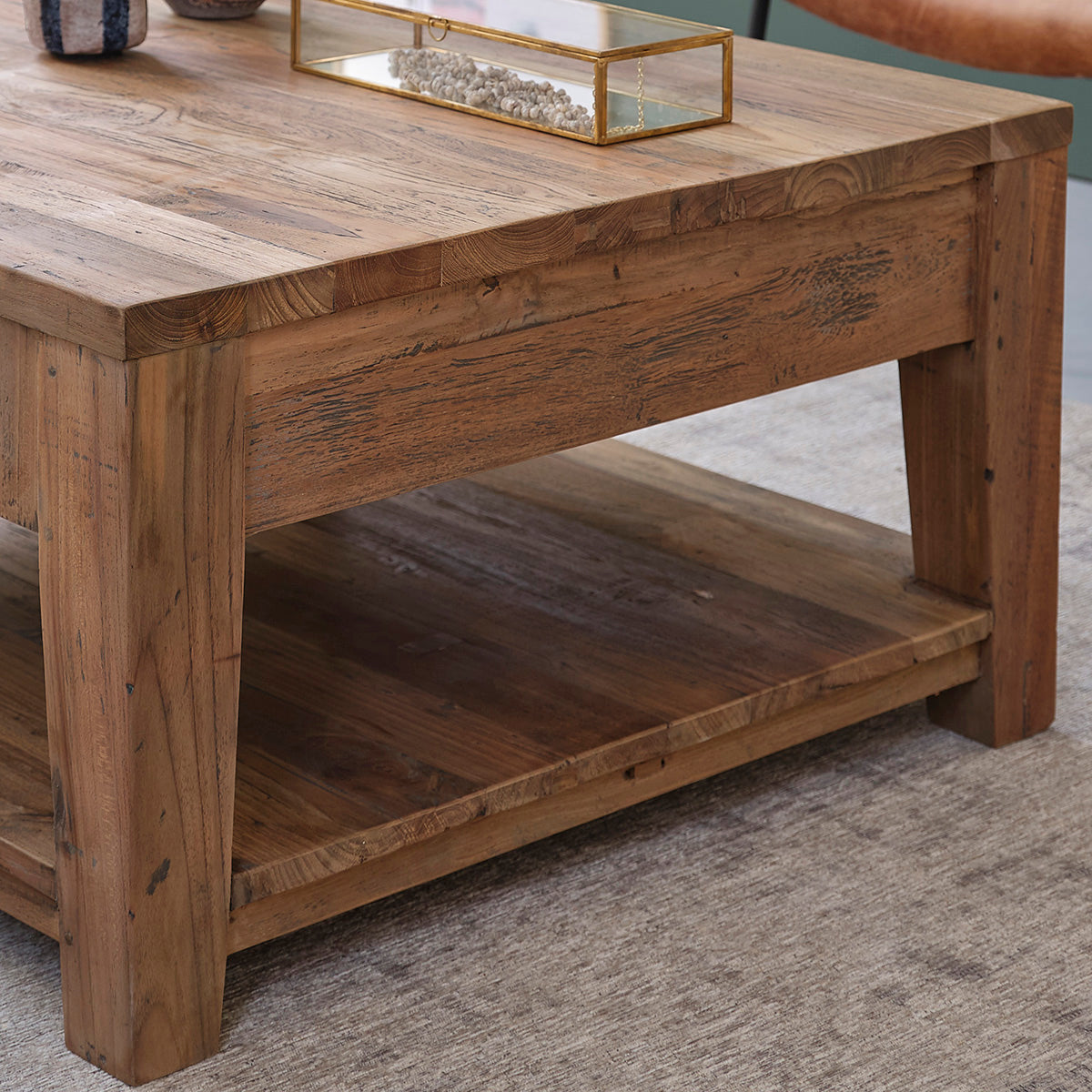 CARGO - Couchtisch aus recyceltem massivem Teakholz 80 cm